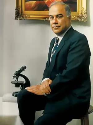 دکتر خسرو دانشبد